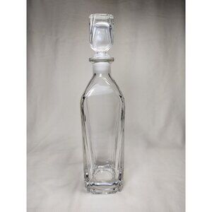 Clear Glass Liquor Decanter Square Bottom With Stopper